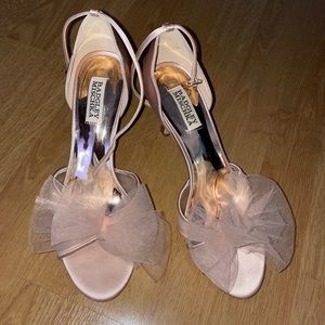 Badgley mischka heels